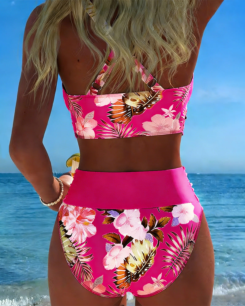 FLOR - BIKINI CON ESTAMPADO FLORAL EN CONTRASTE Y ABERTURA