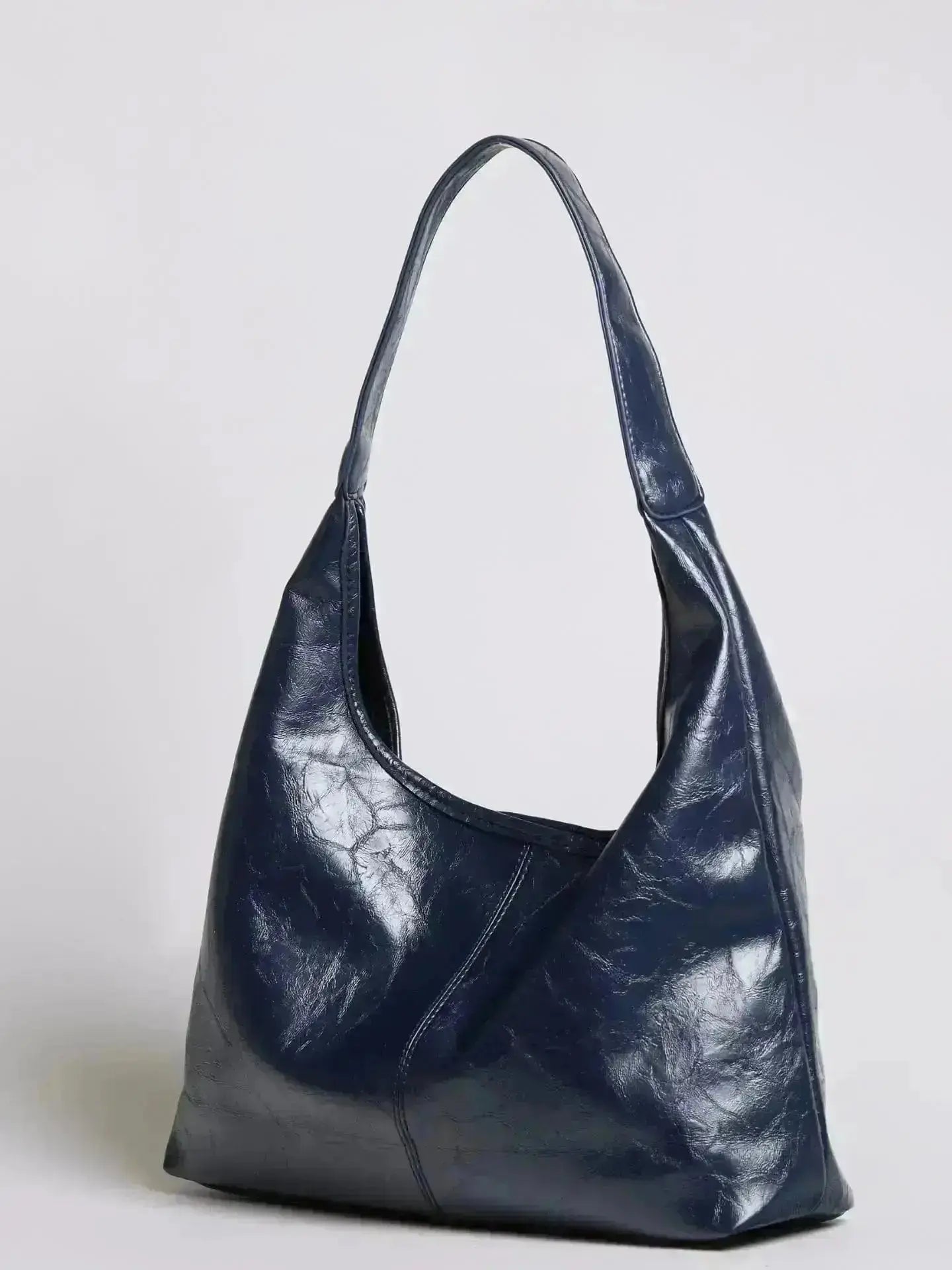 SCARLETT | BOLSO TIPO TOTE DE ESTILO CUERO DESGASTADO