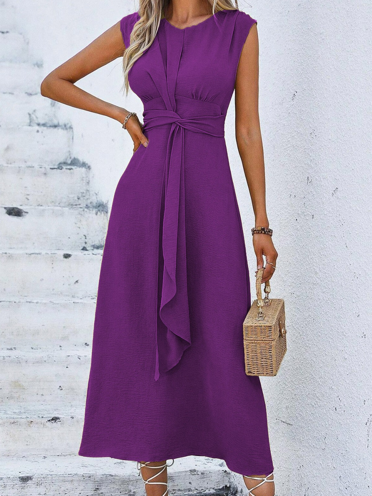 EVA | VESTIDO ELEGANTE CON CINTURÓN AJUSTABLE
