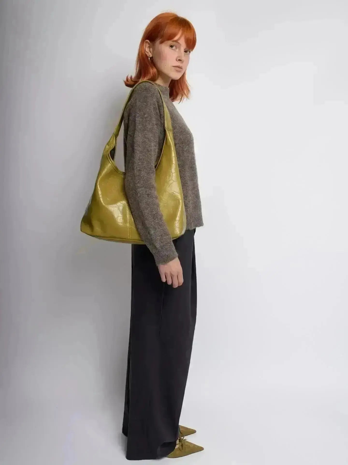 SCARLETT | BOLSO TIPO TOTE DE ESTILO CUERO DESGASTADO