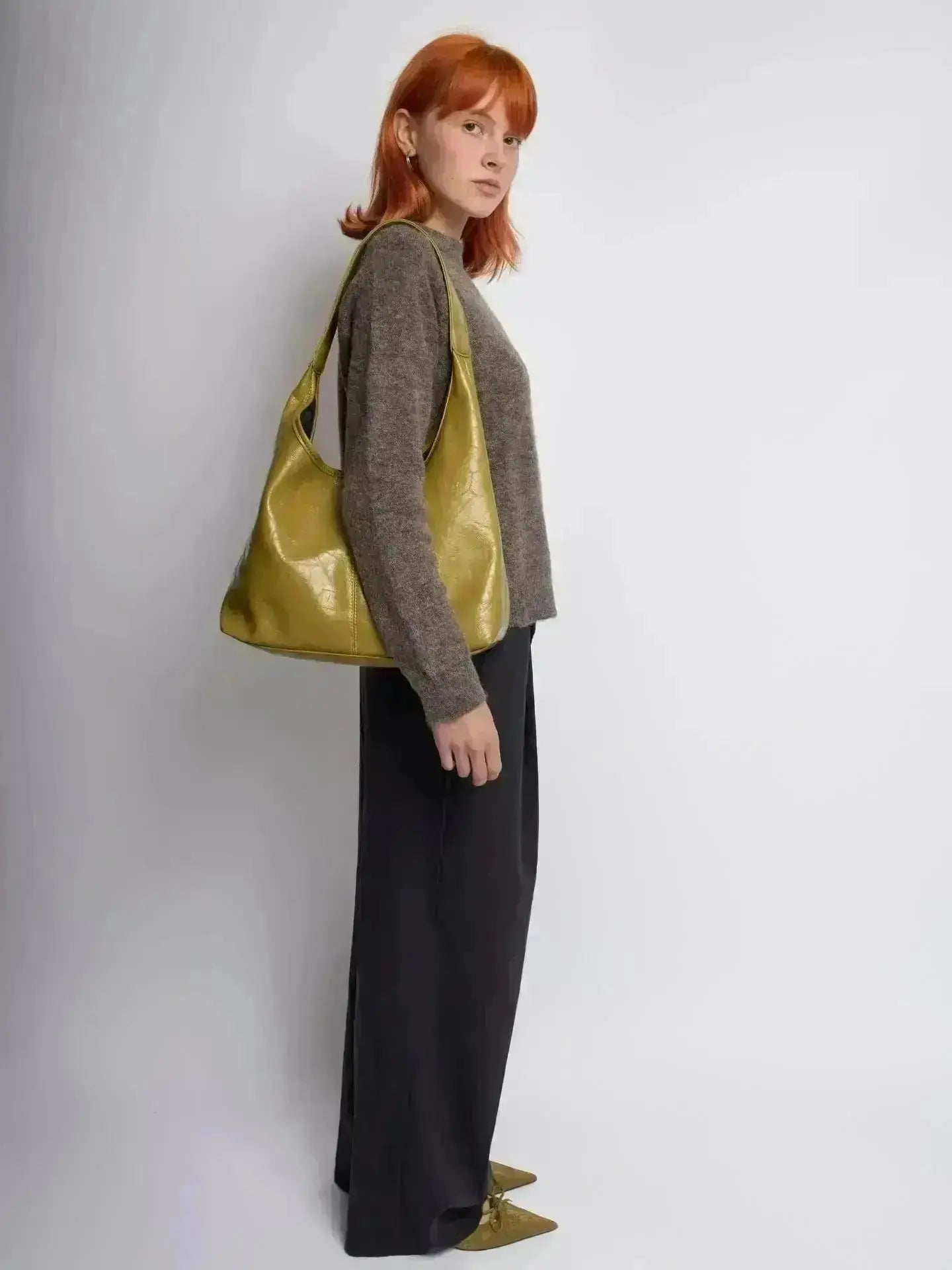SCARLETT | BOLSO TIPO TOTE DE ESTILO CUERO DESGASTADO