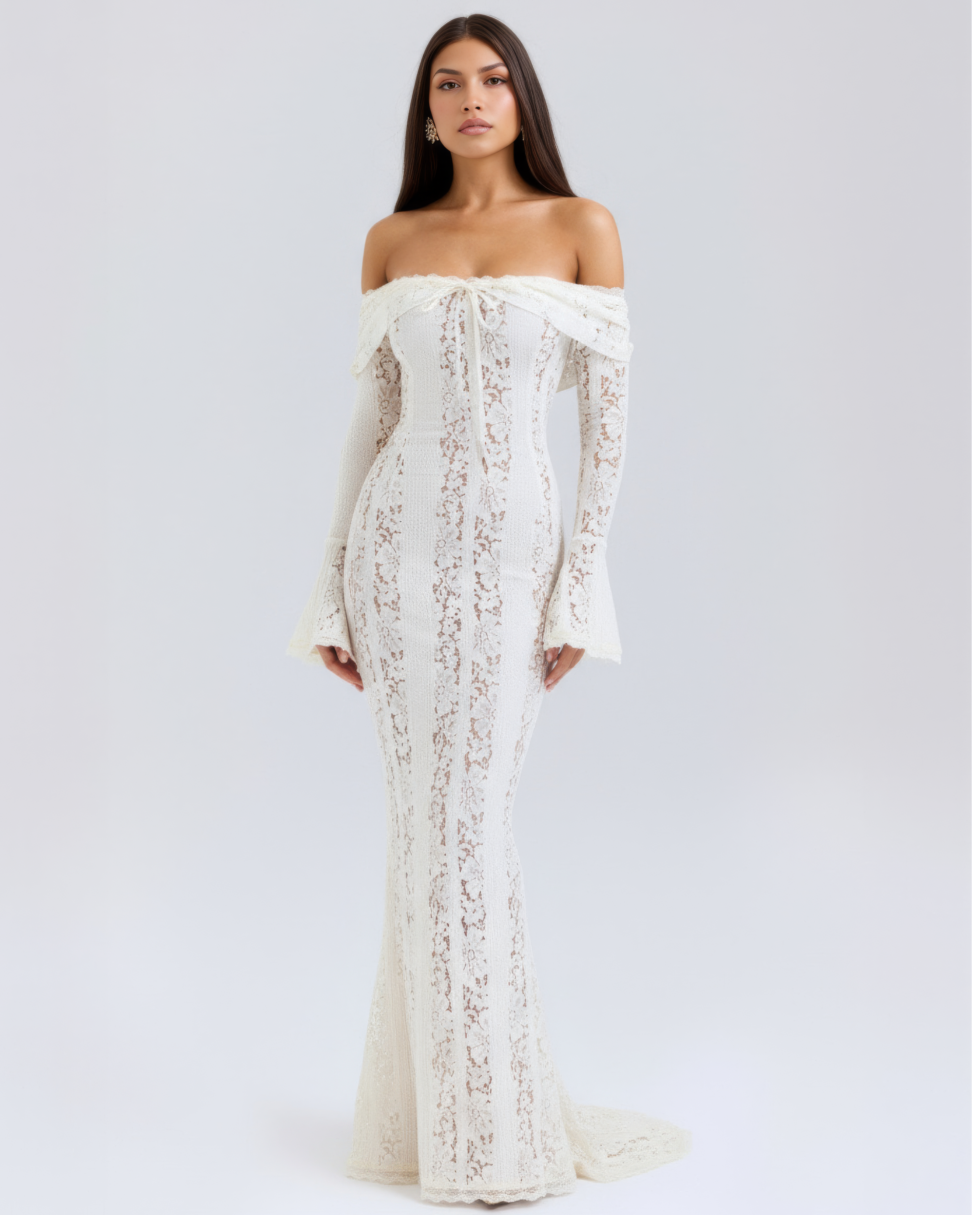 ALESSANDRA | VESTIDO MAXI CON ENCAJES