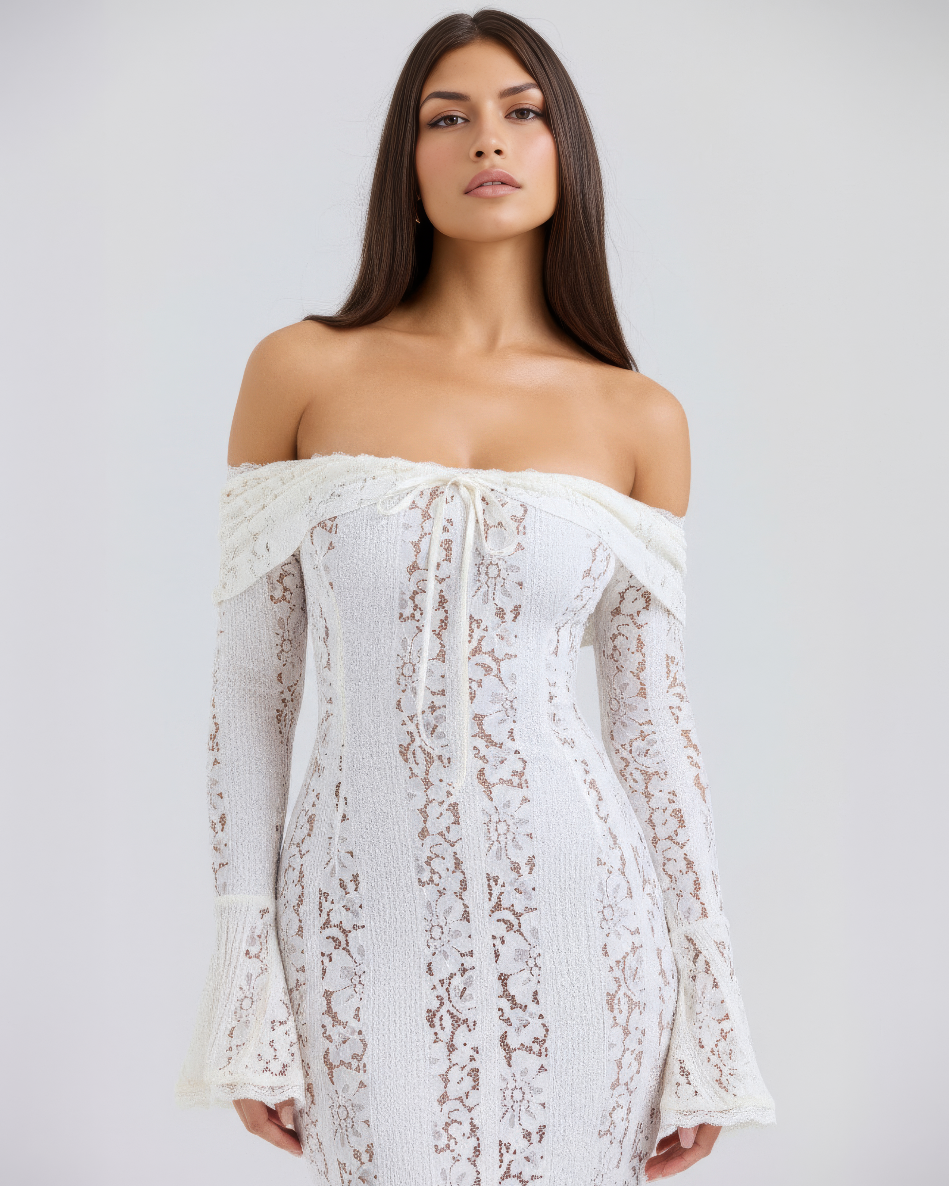 ALESSANDRA | VESTIDO MAXI CON ENCAJES