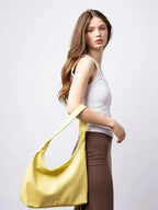 SCARLETT | BOLSO TIPO TOTE DE ESTILO CUERO DESGASTADO