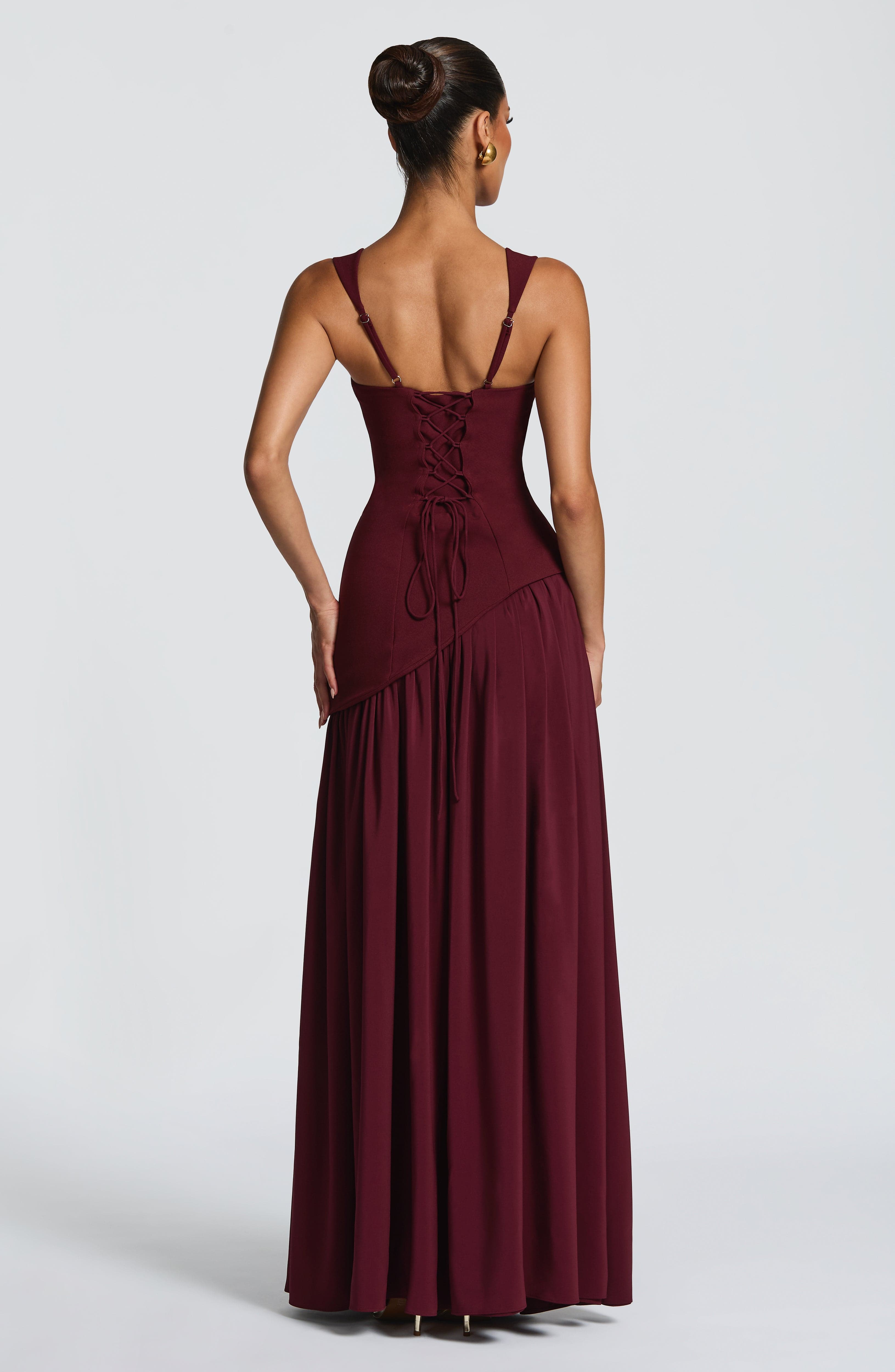 TULLULAH | VESTIDO LARGO ELEGANTE
