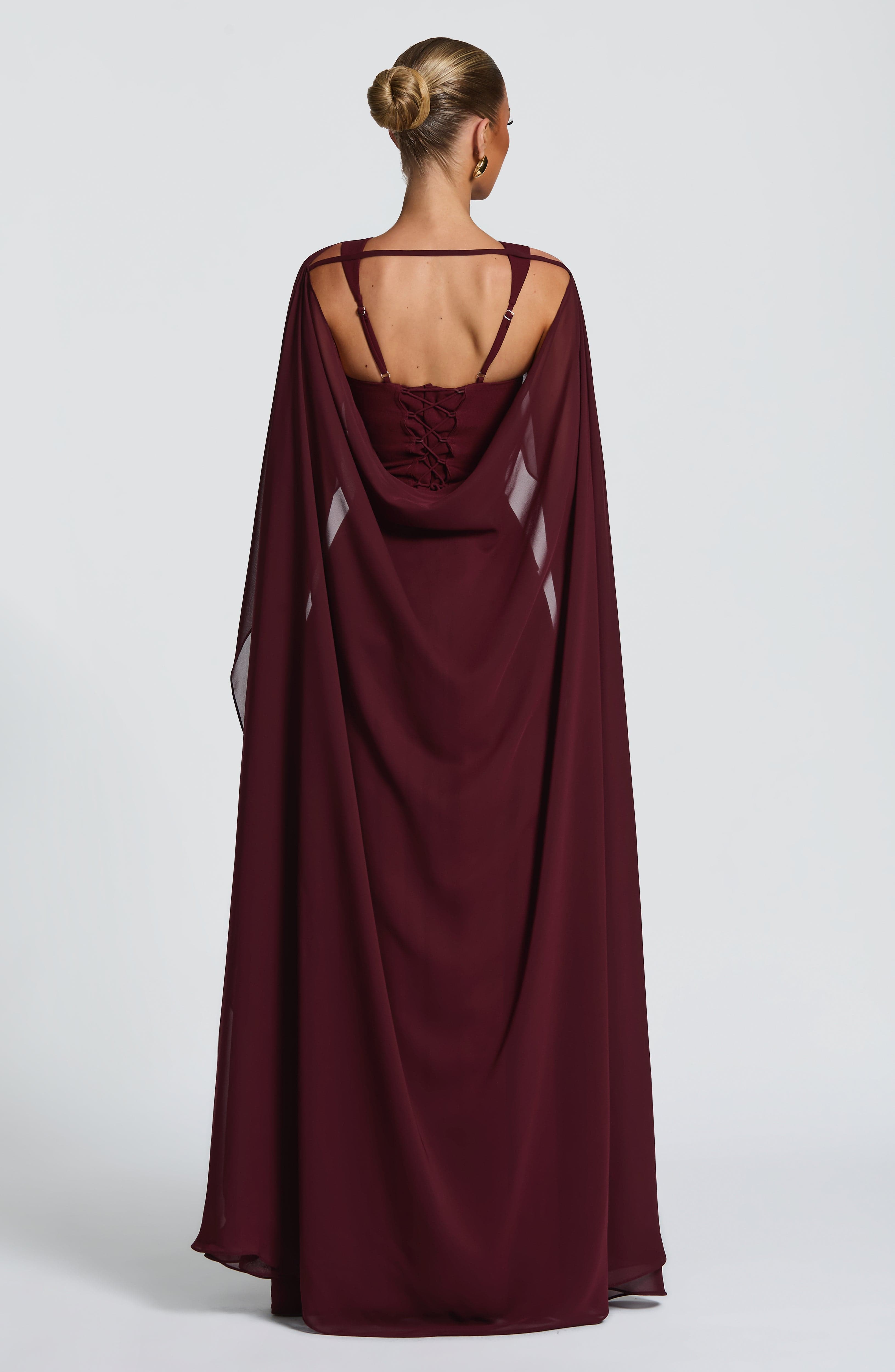 TULLULAH | VESTIDO LARGO ELEGANTE